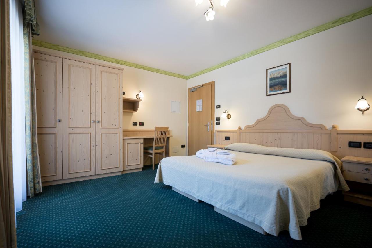 Hotel Crepei Pozza di Fassa Exteriér fotografie