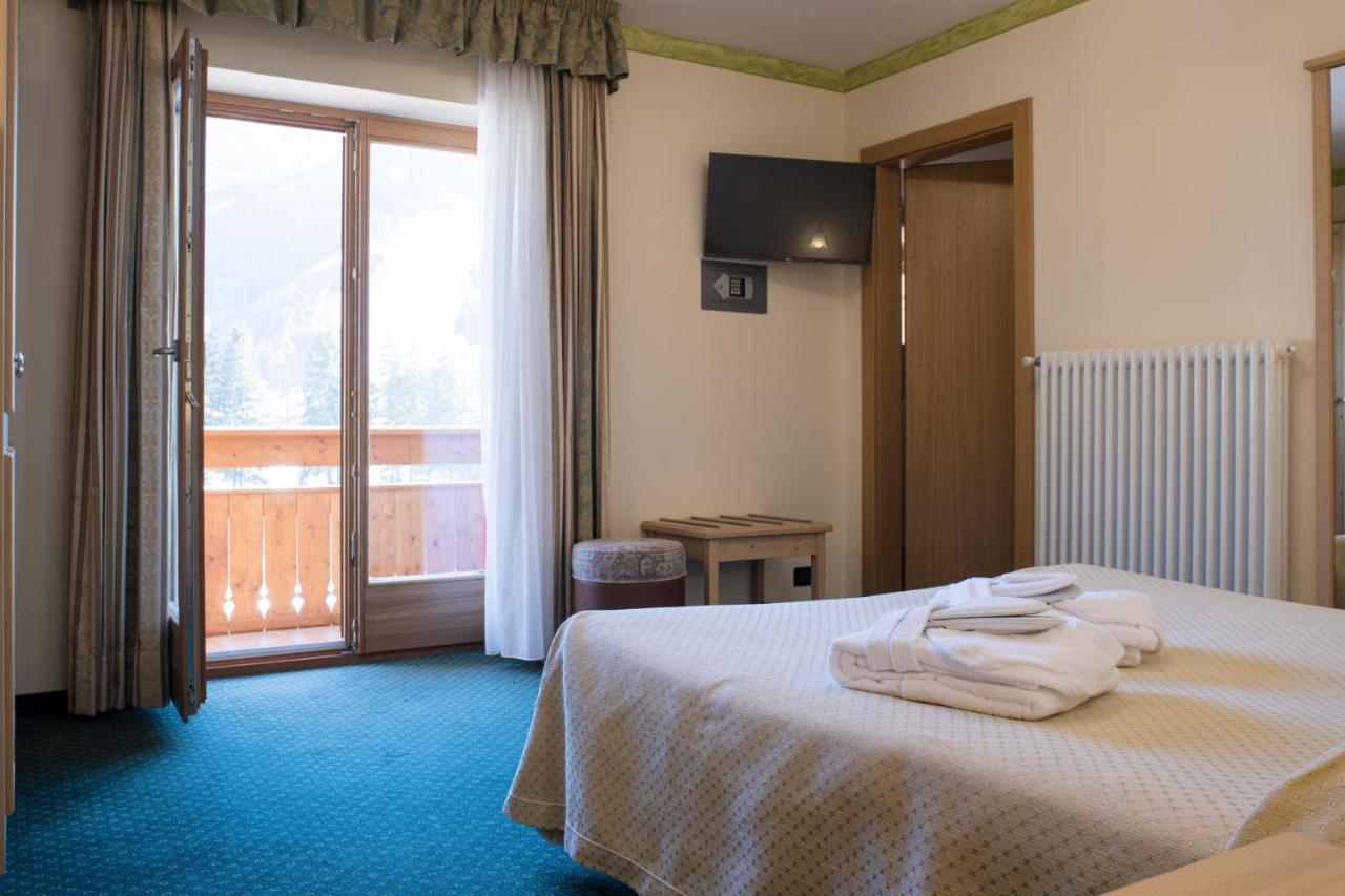 Hotel Crepei Pozza di Fassa Exteriér fotografie