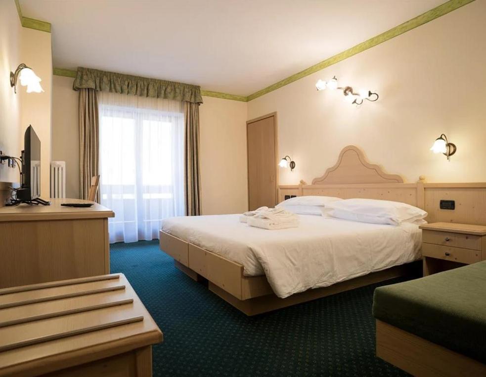 Hotel Crepei Pozza di Fassa Exteriér fotografie